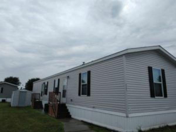 2016 fairmont Mobile Home For Rent