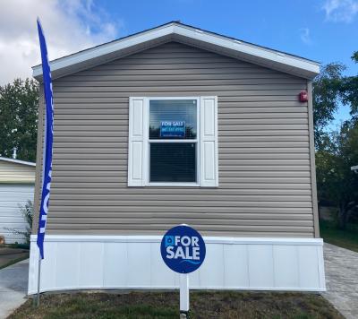 Mobile Home at 370 Charabanc Lane Wheeling, IL 60090