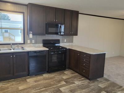 Mobile Home at 126 Elm Highland, MI 48357