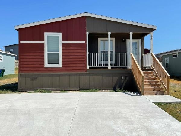 2022 Cham;ion Mobile Home For Rent