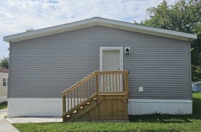 Mobile Home at 16 Arapaho Dr Belleville, IL 62226