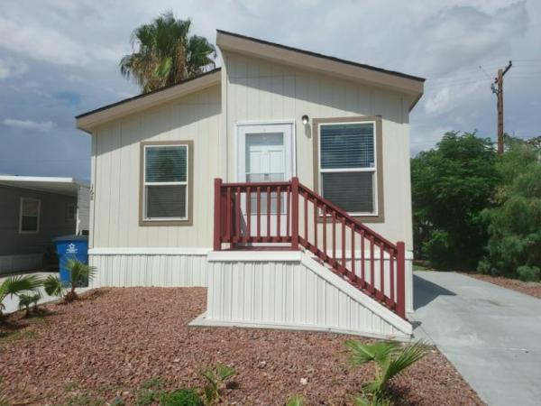 2021 Clayton - Buckeye AZ Mobile Home For Rent