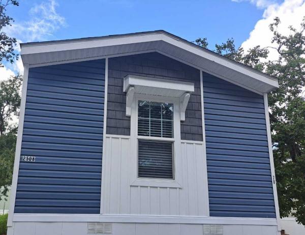 2022 Mobile Home For Rent