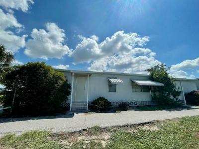 Mobile Home at 902 Cayman Avenue Venice, FL 34285