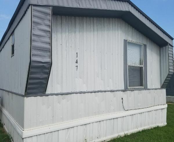 1998 Clayton Homes Inc Mobile Home For Rent