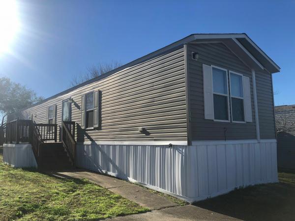 2015 Clayton Homes Inc Mobile Home For Sale
