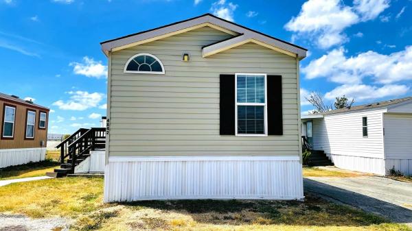 2016 Clayton Homes Inc Mobile Home For Sale