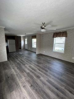 Photo 5 of 8 of home located at 1528 Pinegrove Way Erie, PA 16509