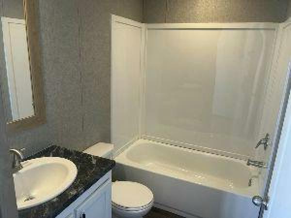 2023 Live Oak Homes Mobile Home For Rent