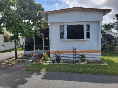 Mobile Home at 302 S Ridgewood Ave Edgewater, FL 32132