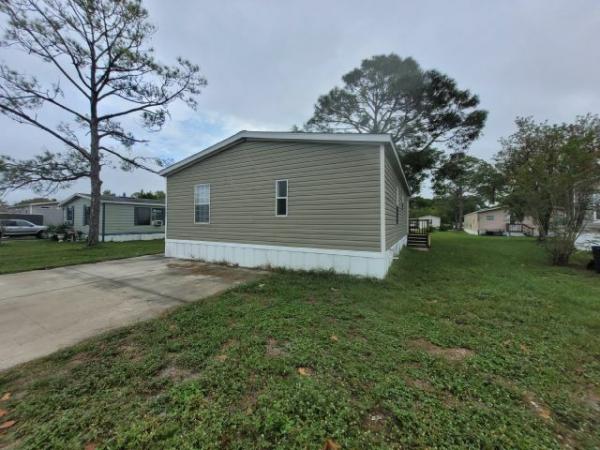 2019 LIVE OAK Mobile Home For Rent
