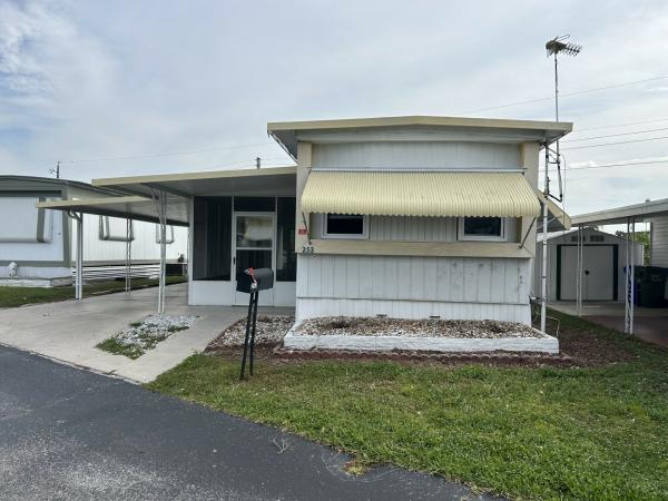 Photo 1 of 1 of home located at 253 Lyndol Street Lakeland, FL 33815