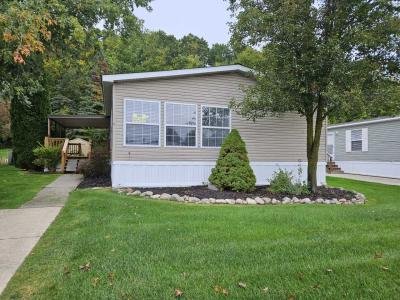 Mobile Home at 8 Meadows Circle Wixom, MI 48393