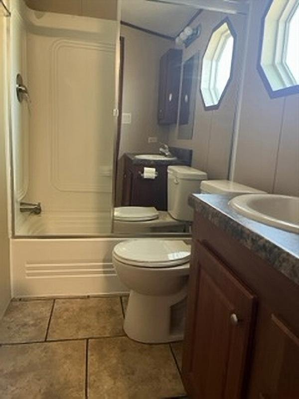 2015 LEGACY LH168032E HERITAGE Mobile Home