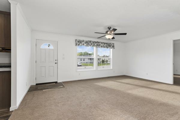 2023 Champion 319 NWDSA24801  Home