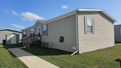 Mobile Home at 24570 Manchester Dr Flat Rock, MI 48134