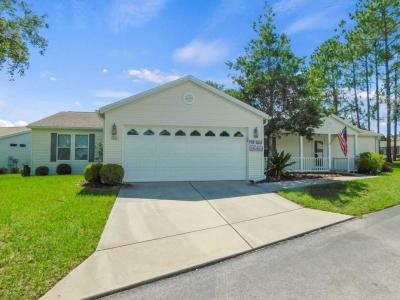 Mobile Home at 9543 Country Club Lane Dade City, FL 33525