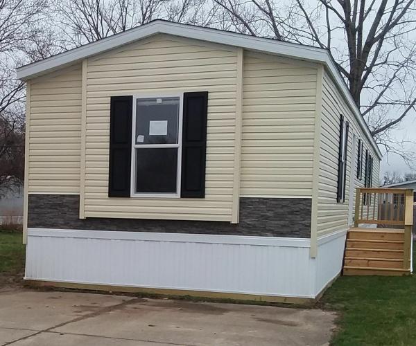 2021 Champion Mobile Home For Sale or Rent 727 Campbell St Lot Cb727