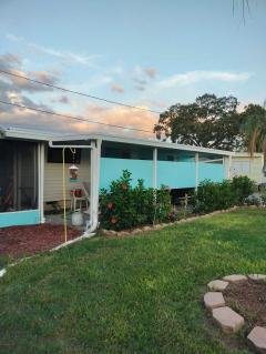 Photo 2 of 13 of home located at 7403 46th Avenue North, #254 Saint Petersburg, FL 33709