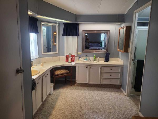 1986 Redman Manufactured Home