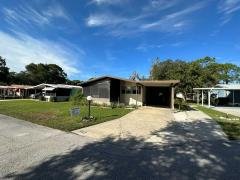 Photo 1 of 33 of home located at 226 Malaysia Island Road Leesburg, FL 34788