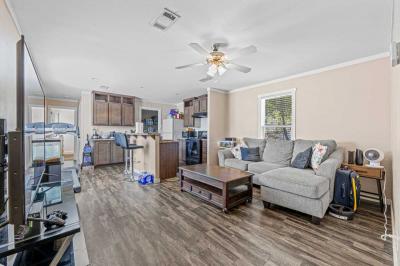 Mobile Home at 1014 Hummingbird Dr Desoto, TX 75115