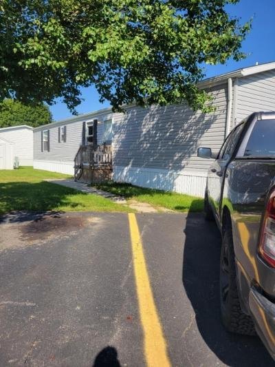Mobile Home at 48601 Sandifer Ct Lot#182 Shelby Township, MI 48317