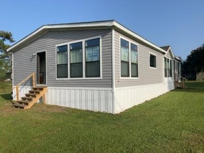 Mobile Home at 17238 Rotten Bayou Rd Pass Christian, MS 39571
