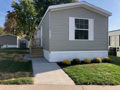 Mobile Home at 43214 Bordeaux Sterling Heights, MI 48314