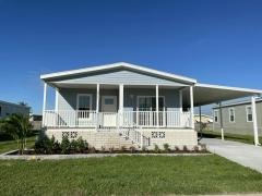 Photo 2 of 20 of home located at 2012 Casita Drive Sarasota, FL 34234