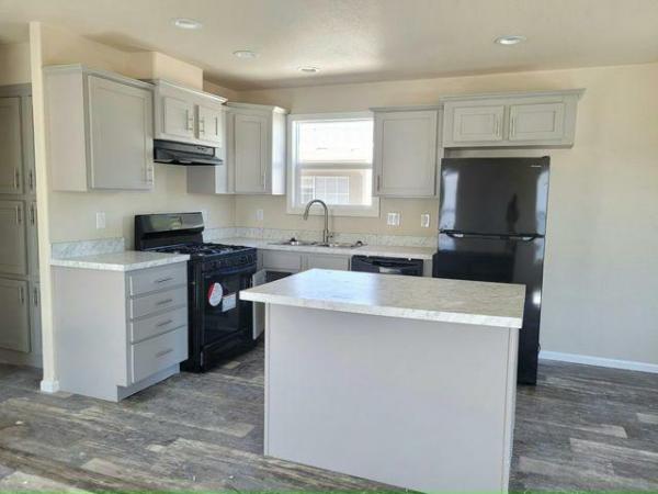 2022 Clayton - Buckeye AZ Mobile Home For Rent