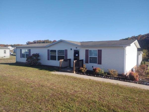 Photo 1 of 2 of home located at 98 Beaver Creek Road Staunton Park, VA 24401