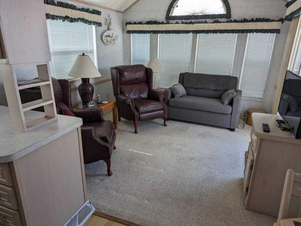 2000 Chariot Manufactured Home
