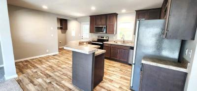 Photo 3 of 26 of home located at 1800 Lakewood Ct #81 Eugene, OR 97402