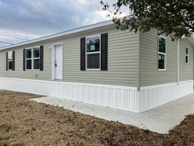 Mobile Home at 1050 Highway 44 West Lot 3 Shepherdsville, KY 40165