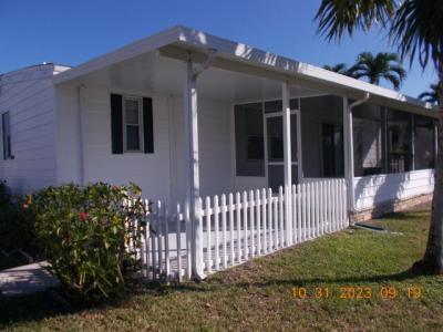 Photo 4 of 25 of home located at 6711 NW 44th Way #T08 Coconut Creek, FL 33073