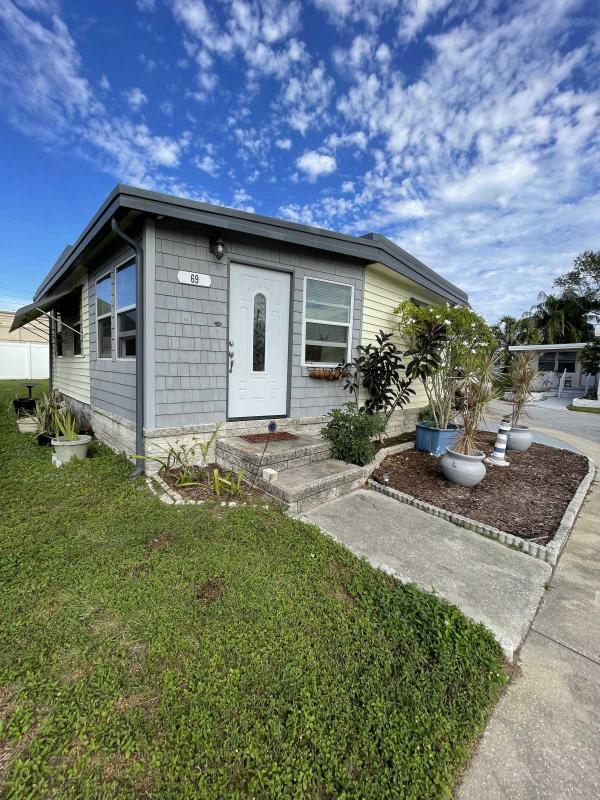 Mobile Home For Sale 2505 East Bay Dr. Largo, FL