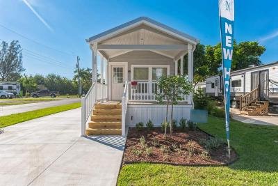 Mobile Home at 3100 North Road #126 Naples, FL 34104