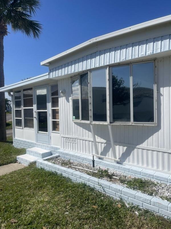 Photo 1 of 2 of home located at 346 Norwich Lane Lot B-25 Melbourne Beach, FL 32951