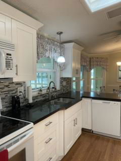 Photo 3 of 25 of home located at 684 Sunny S Ave Boynton Beach, FL 33436