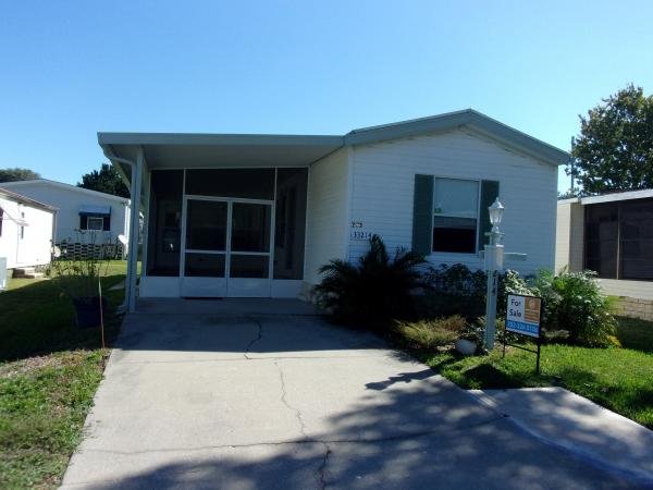 Photo 1 of 2 of home located at 33214 Beach View Drive Lot 203 Leesburg, FL 34788