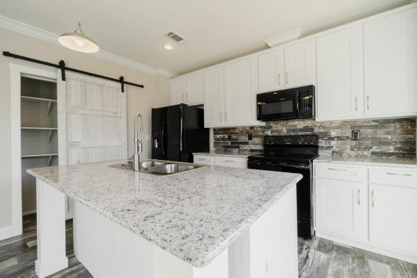2022 Clayton Mobile Home For Rent