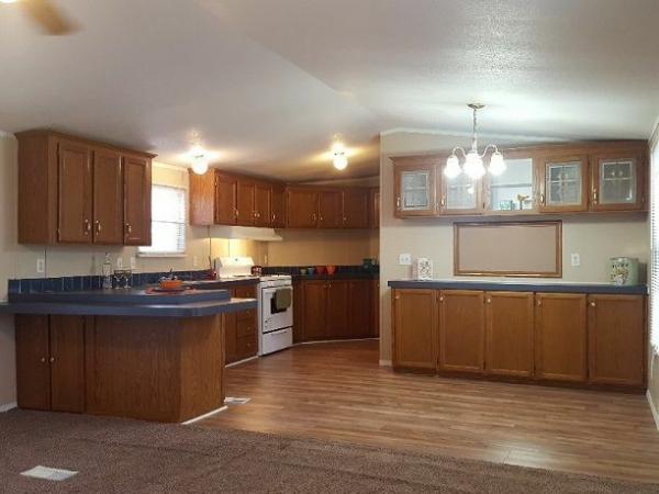 1998 Fleetwood Mobile Home For Rent
