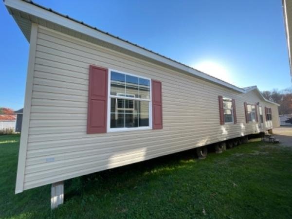 2013 THE REDWO Mobile Home For Sale