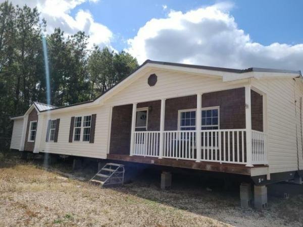Photo 1 of 2 of home located at Repo Depot (Refurb Lot Only) 500 W. Presley Blvd (Main Lot McComb, MS 39648