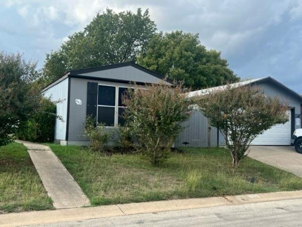 1996 FLEETWOOD HOMES OF TX INC Mobile Home For Sale