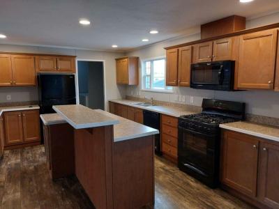 Mobile Home at 37755 Rosedale Dr Clinton Township, MI 48036