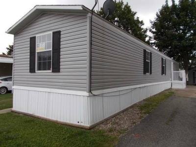 Mobile Home at 5001 South Ave Lot 12 Toledo, OH 43615