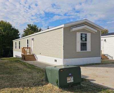 Mobile Home at 1478 York St Greenwood, IN 46143