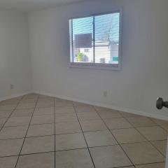 Photo 4 of 11 of home located at 14515 Winter Dr Tampa, FL 33613
